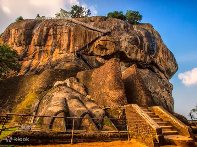 Discovering Sigiriya: The Lion Rock of Sri Lanka